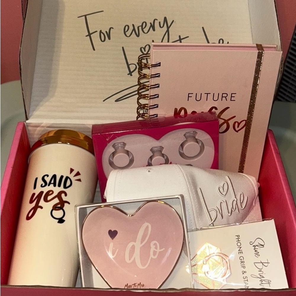 A bridal gift box with many practical and cute items for gift giving!